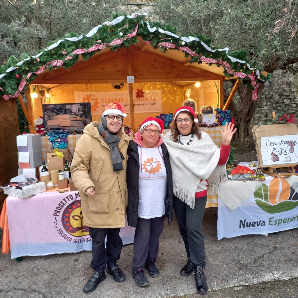 Funima International: Luci sul Trasimeno, mercatino Natale Castiglione del Lago