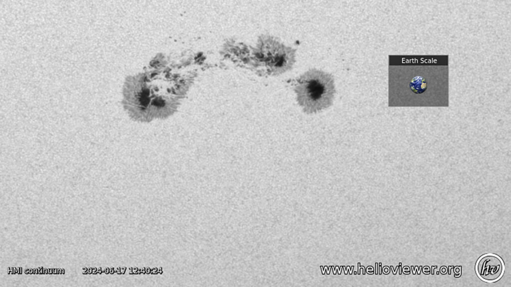 Notizia: grande macchia solare cresciuta in appena 5 giorni Notizia: grande macchia solare cresciuta in appena 5 giorni