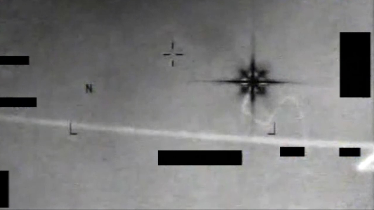 UFO Release 01: oggetto volante simile a una “stella a 8 punte”