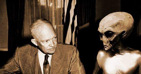 UFO e segreti di Stato: il racconto di Laura Eisenhower