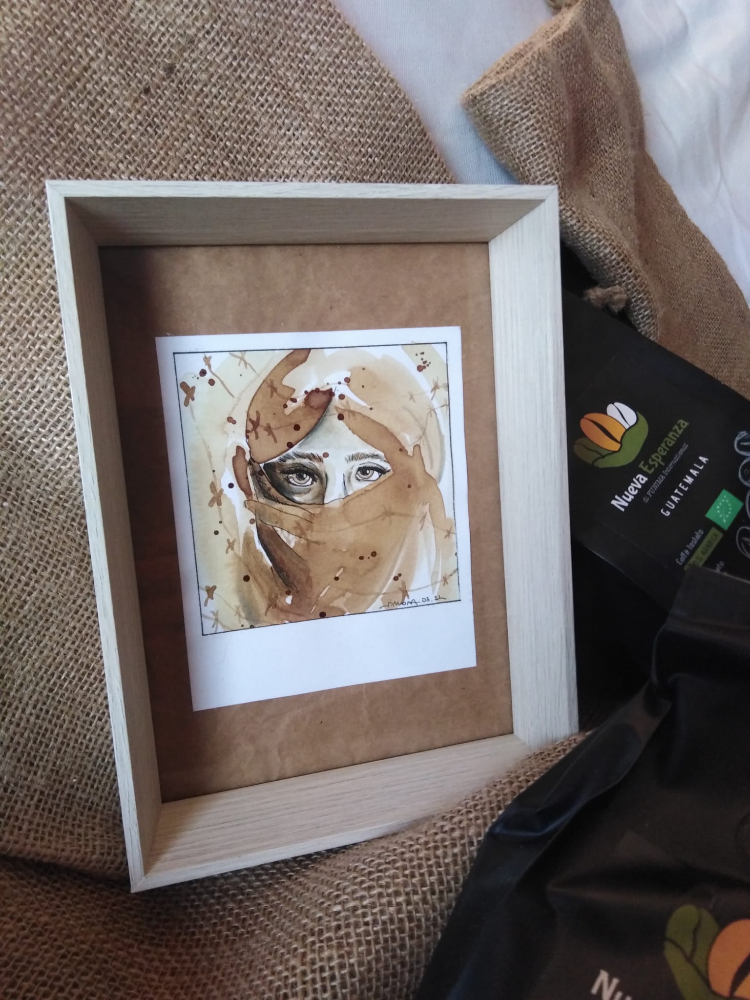 Quadri dipinti con caffè Nueva Esperanza