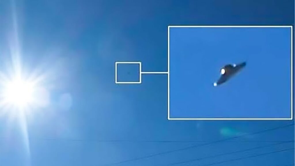 Gli extraterrestri sono in mezzo a noi e vengono in pace Gli extraterrestri sono in mezzo a noi e vengono in pace