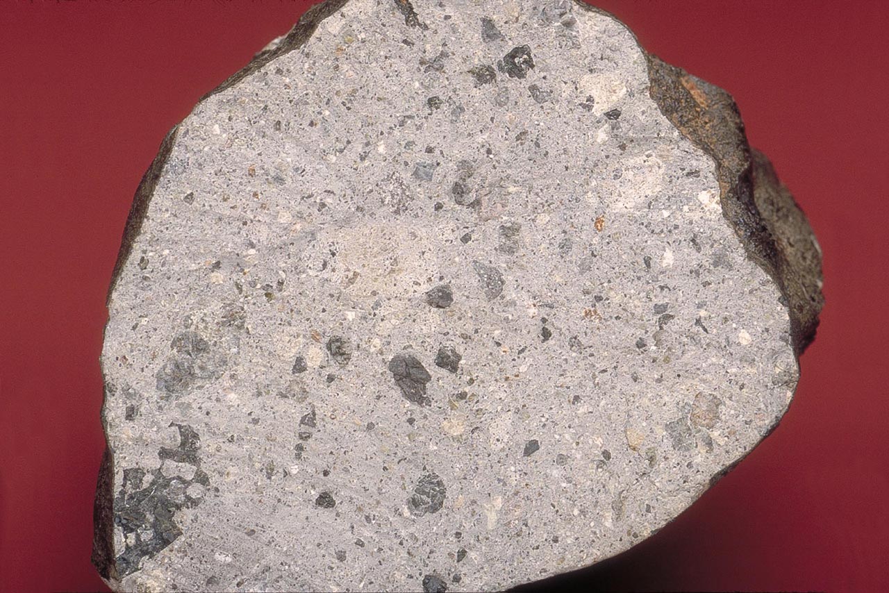 Meteoriti HED: viaggiatori spaziali da non più di 100 milioni di anni