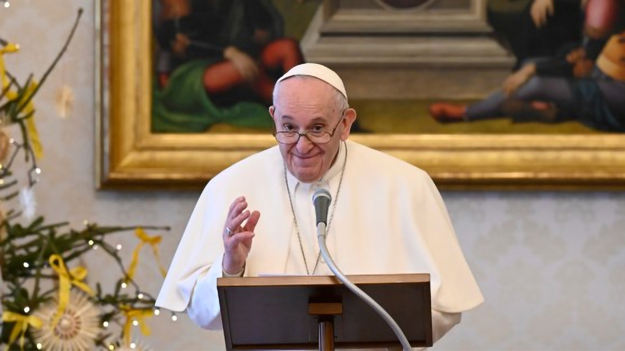 Papa Francesco ha parlato di “fine del mondo” e di San Michele